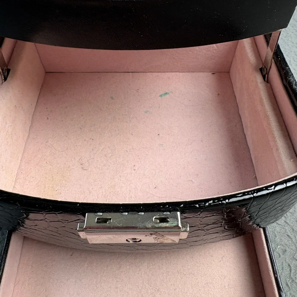 Black Croc Embossed Jewelry Box Organizer Pink Velvet Lining Mirror Mini Trunk